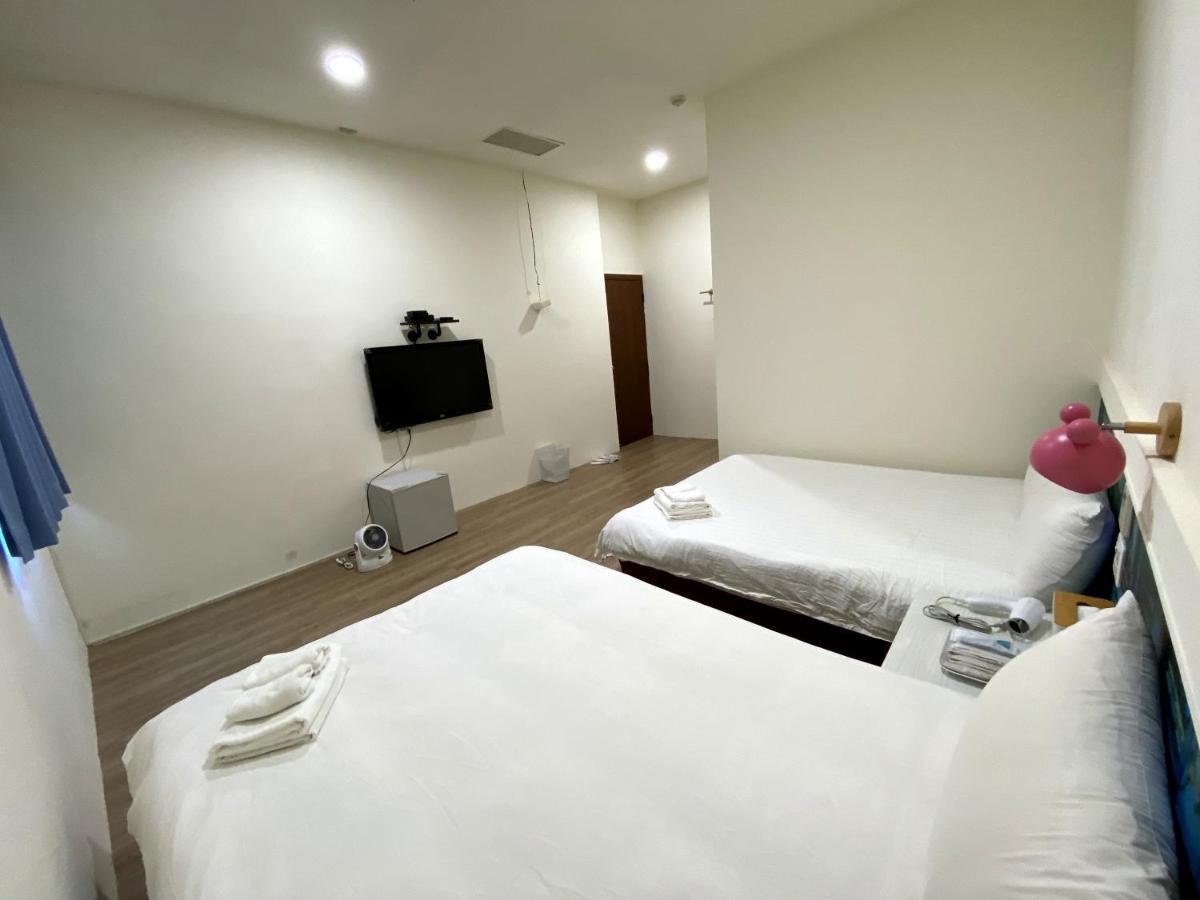 Super White Hotel T'ai-tung Exterior foto